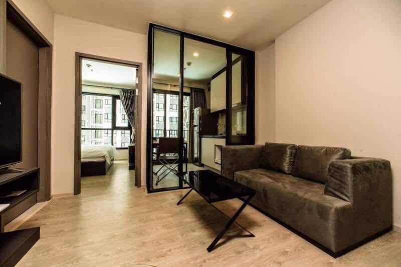 Apartamento The Base Pattaya By Feng Exterior foto