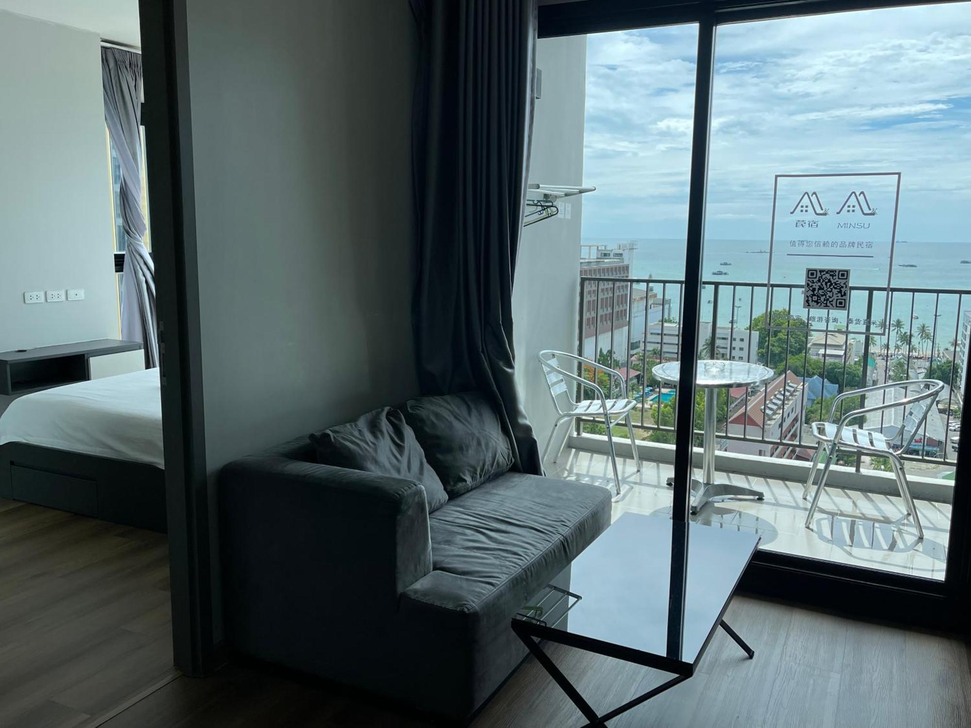 Apartamento The Base Pattaya By Feng Exterior foto